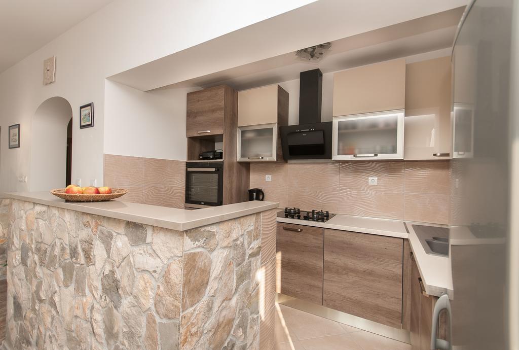 Apartment Lelas 오미스 외부 사진