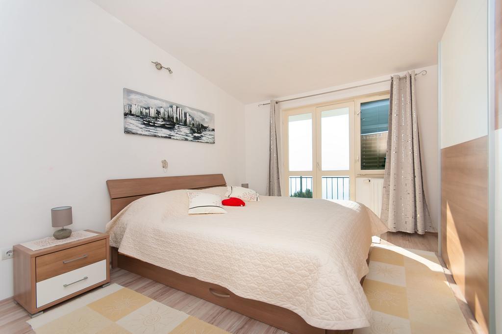 Apartment Lelas 오미스 외부 사진