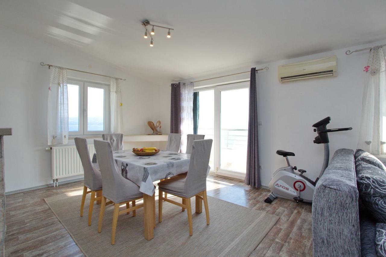 Apartment Lelas 오미스 외부 사진